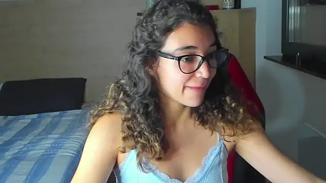 uniquerossie online show from 24, 10, 2025