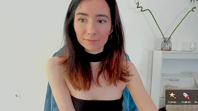 crystalnut online show from 26, 9, 2025