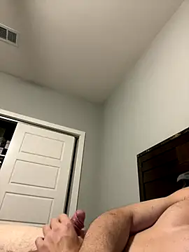 Snapshot of caliguy37 chatting on 26, 11, 2025 caliguy37 online show from 26, 11, 2025