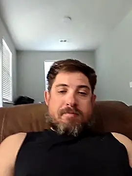 Snapshot of caliguy37 chatting on 8, 3, 2026 caliguy37 online show from 8, 3, 2026