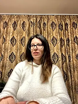 NadiraNoor online show from 9, 4, 2026