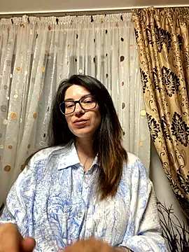 NadiraNoor online show from 23, 5, 2026