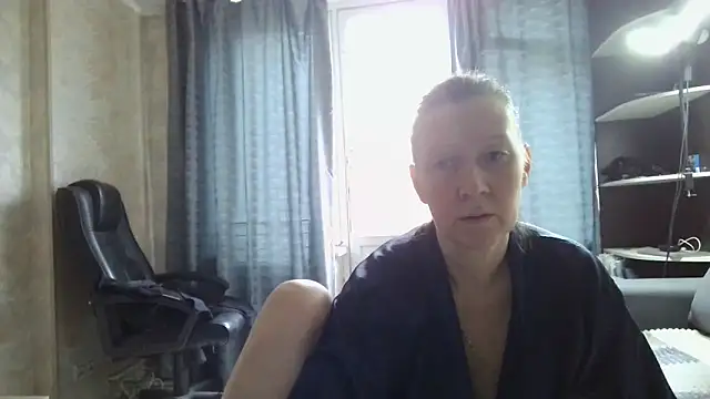 WindChristy online show from 7, 11, 2025