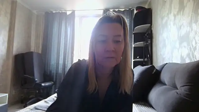 Snapshot of WindChristy chatting on 3, 4, 2026 WindChristy online show from 3, 4, 2026