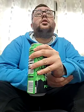 Javier bear online show from 20, 11, 2025