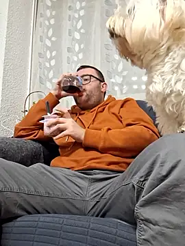 Javier bear online show from 9, 1, 2026