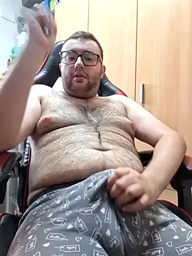 Snapshot of Javier_bear chatting on 30, 4, 2026 Javier bear online show from 30, 4, 2026