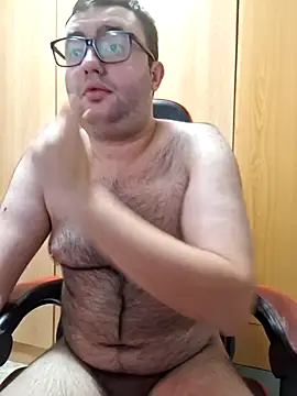 Snapshot of Javier_bear chatting on 31, 5, 2026 Javier bear online show from 31, 5, 2026