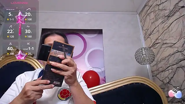 Snapshot of karito_mature17 chatting on 20, 11, 2025 karito mature17 online show from 20, 11, 2025