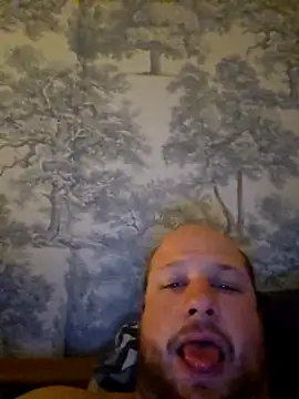 Snapshot of destructeur6 chatting on 14, 4, 2026 destructeur6 online show from 14, 4, 2026