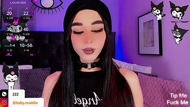 kimMaddiee online show from 11, 10, 2025