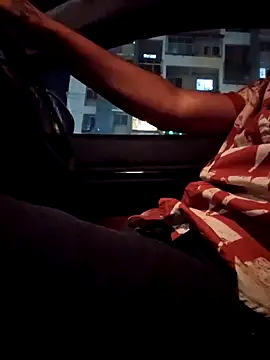 Snapshot of desi_strip_alfa chatting on 17, 12, 2024 desi strip alfa online show from 17, 12, 2024