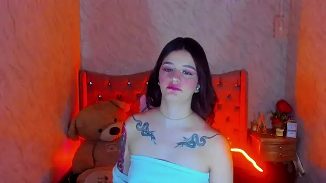 Snapshot of LiaHarryis chatting on 20, 1, 2025 LiaHarryis online show from 20, 1, 2025
