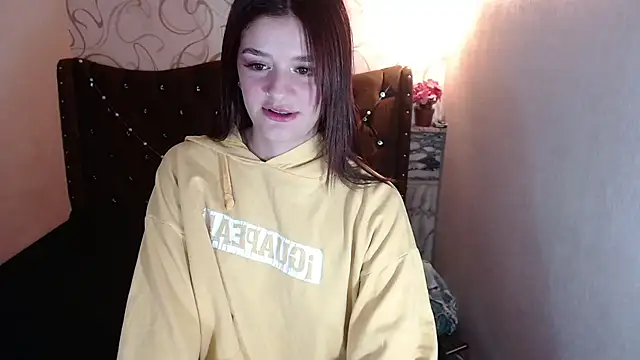 Snapshot of LiaHarryis chatting on 25, 2, 2025 LiaHarryis online show from 25, 2, 2025