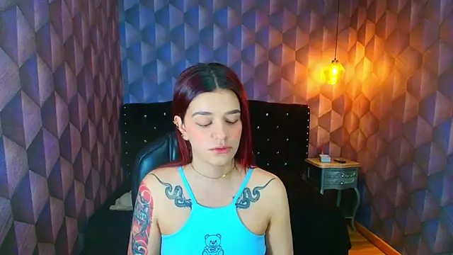 Snapshot of LiaHarryis chatting on 11, 10, 2025 LiaHarryis online show from 11, 10, 2025