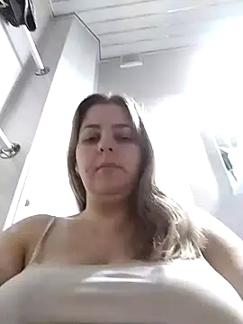 Lady nice cat online show from 7, 2, 2025