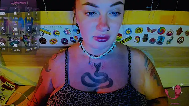 EllieOz online show from 5, 11, 2025