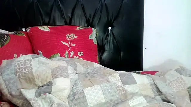 Hotxchickk online show from 16, 3, 2025