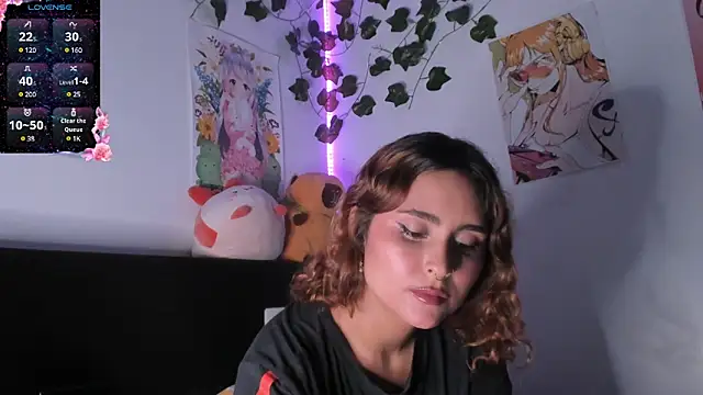 Violette-Ramirez01 online show from 7, 2, 2025