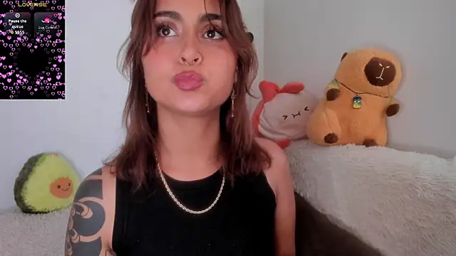 Violette-Ramirez01 online show from 6, 10, 2025