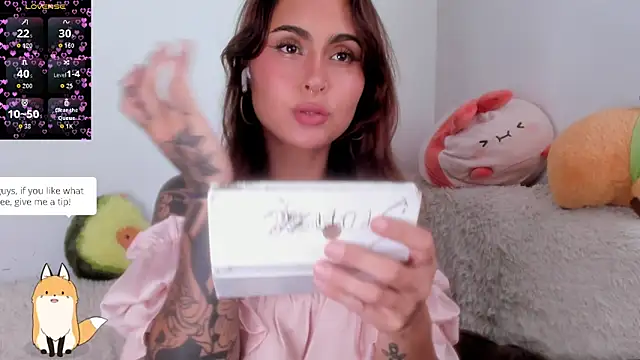 Violette-Ramirez01 online show from 7, 10, 2025