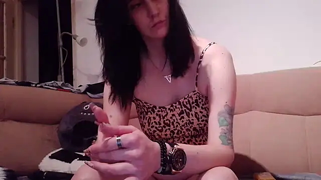 LauraBaby online show from 20, 12, 2024