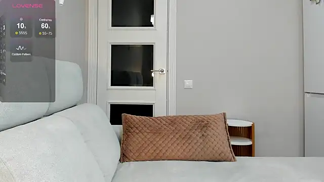 LunAnna online show from 11, 3, 2025