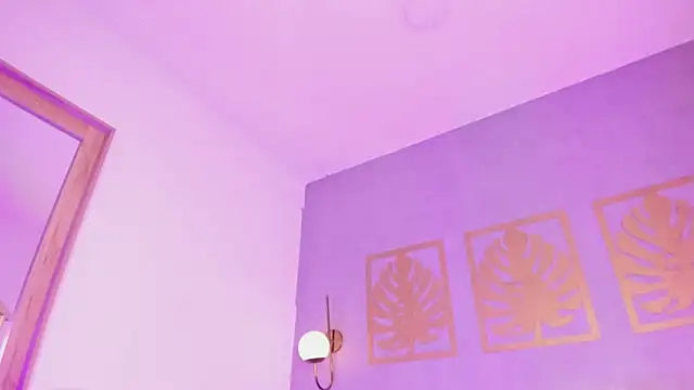 Snapshot of majo_rosse_ chatting on 15, 4, 2026 majo rosse online show from 15, 4, 2026