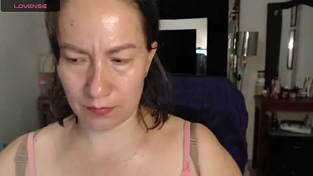 Snapshot of CATRINA-83 chatting on 9, 5, 2026 CATRINA-83 online show from 9, 5, 2026