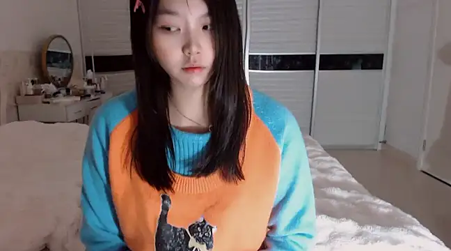 -Lucky Girl online show from 1, 3, 2025