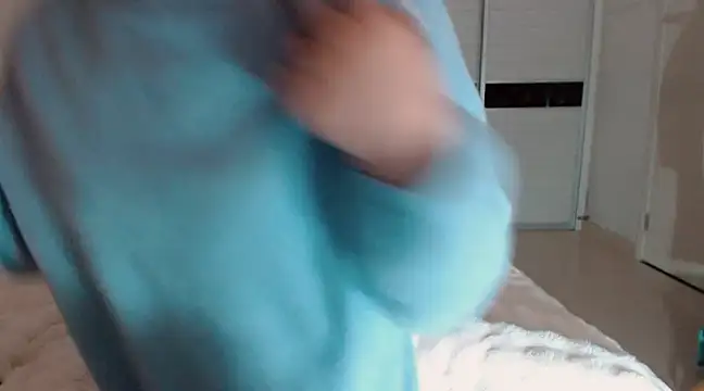 -Lucky Girl online show from 6, 3, 2025