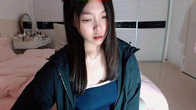 -Lucky Girl online show from 22, 3, 2025