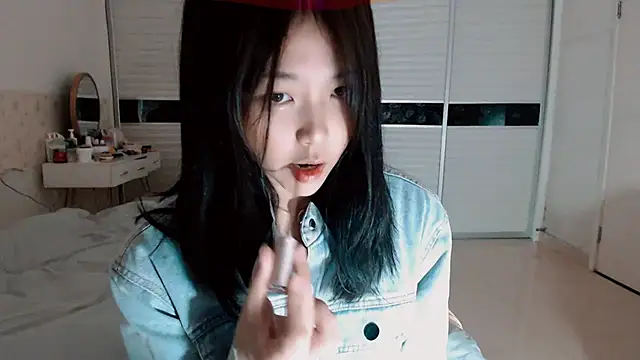 -Lucky Girl online show from 29, 9, 2025