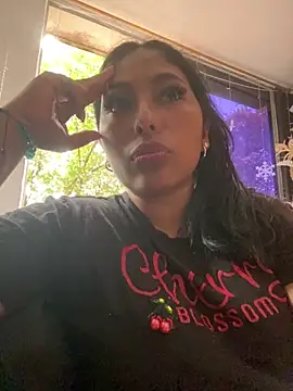 emmyjhonson07 online show from 13, 12, 2024