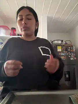 emmyjhonson07 online show from 16, 2, 2026