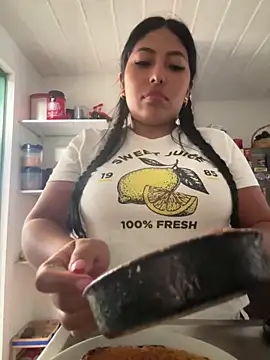 emmyjhonson07 online show from 28, 2, 2026