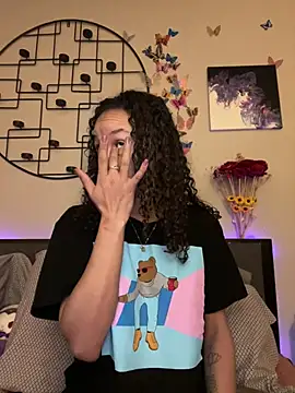  Neeka  online show from 3, 2, 2025