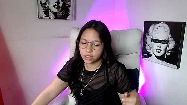 SamanthaRoldaan online show from 15, 3, 2025