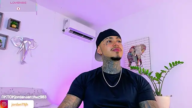 JordanSmiith  online show from 25, 5, 2026