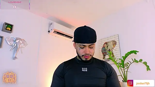 Snapshot of JordanSmiith_ chatting on 13, 7, 2026 JordanSmiith online show from 13, 7, 2026