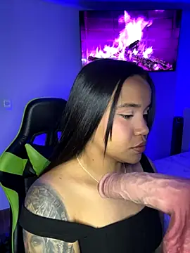 leila 22 online show from 16, 11, 2025