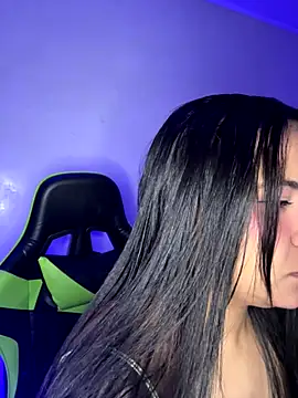 leila 22 online show from 21, 12, 2025