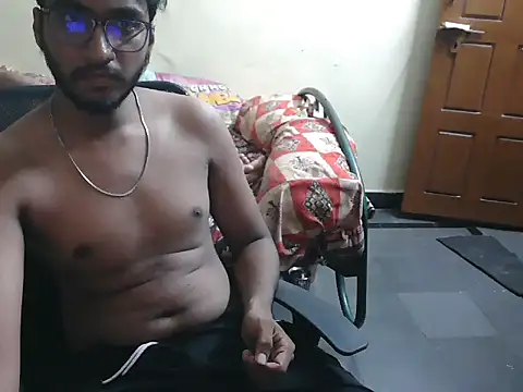 Snapshot of dineshcallboyhyderabad chatting on 19, 9, 2025 dineshcallboyhyderabad online show from 19, 9, 2025