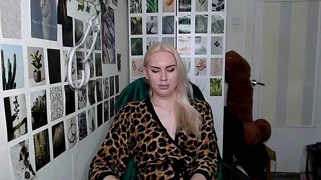 CapriScorpion online show from 10, 10, 2025