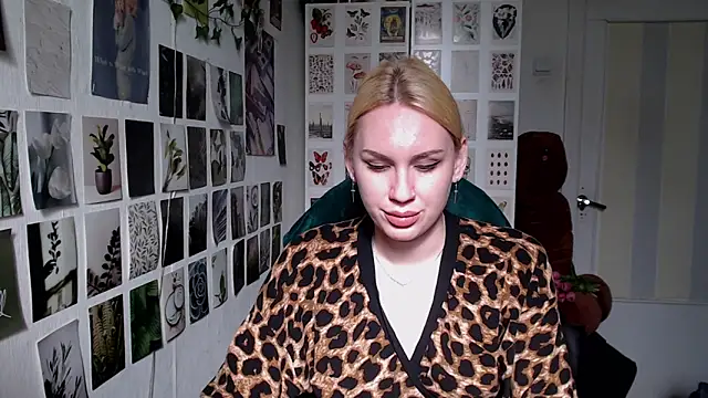 Snapshot of CapriScorpion chatting on 11, 5, 2026 CapriScorpion online show from 11, 5, 2026