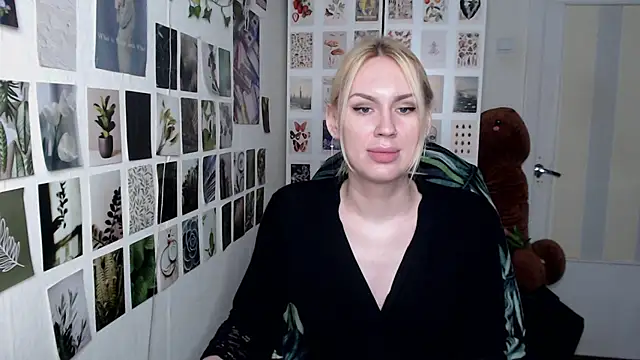 Snapshot of CapriScorpion chatting on 17, 5, 2026 CapriScorpion online show from 17, 5, 2026