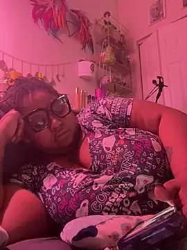 kweenxkarma online show from 19, 7, 2026