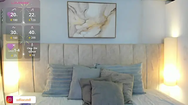 Snapshot of Atenea_cuteee chatting on 8, 10, 2025 Atenea cuteee online show from 8, 10, 2025