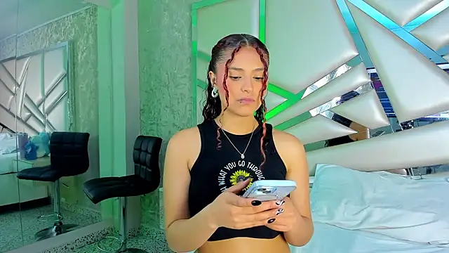 Miia002 online show from 25, 11, 2025