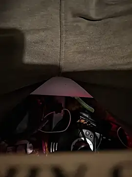 Snapshot of FreezingTie850 chatting on 18, 3, 2026 FreezingTie850 online show from 18, 3, 2026